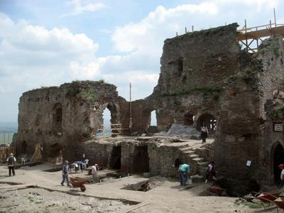 Volunteer Archaeology Projects Abroad Volunteer Archaeology Projects Abroad