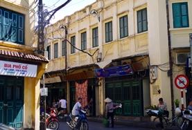 Vietnam Journalism interns gain valuable experience researching topical issues as they travel around Hanoi, Vietnam.