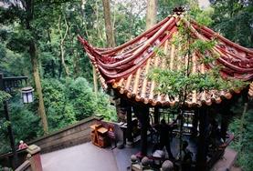 Language Courses A beautiful traditional building in China, where our volunteers have the opportunity to take Mandarin language courses.
