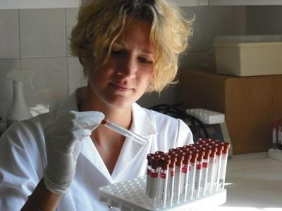 Medical intern in Jamaica, North America Female intern at a medical placement in Jamaica